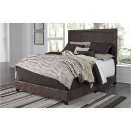 Dolante Brown  Nailhead Queen Upholstered Bed